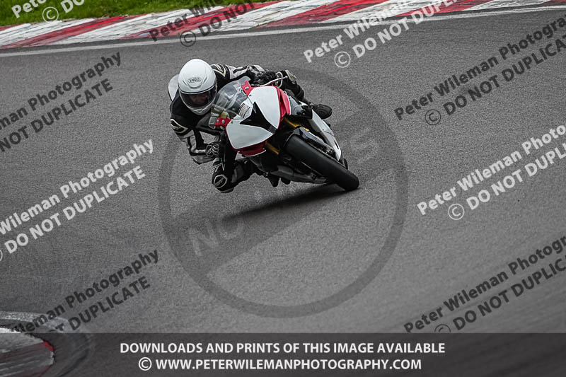 donington no limits trackday;donington park photographs;donington trackday photographs;estoril;event digital images;motorbikes;no limits;no limits trackdays;peter wileman photography;portugal;trackday;trackday digital images;trackday photos